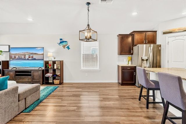 7826 Bullrider Dr, Corpus Christi, TX 78414