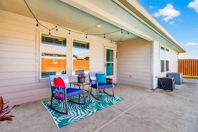 7826 Bullrider Dr, Corpus Christi, TX 78414