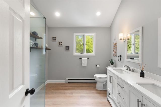 4720 S County Trail, Charlestown, RI 02813