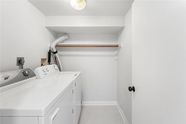 4720 S County Trail, Charlestown, RI 02813