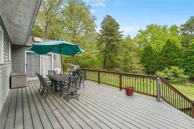 4720 S County Trail, Charlestown, RI 02813