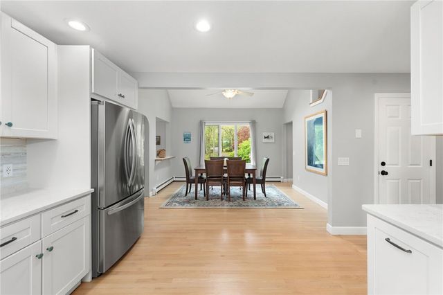 4720 S County Trail, Charlestown, RI 02813