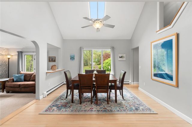 4720 S County Trail, Charlestown, RI 02813