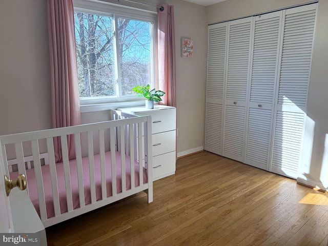 8621 KENILWORTH DR, Springfield, VA 22151