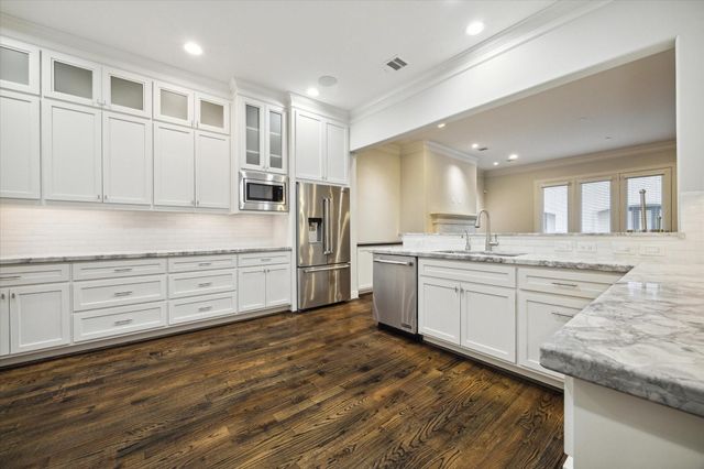 6008 Potomac Park Drive, Houston, TX 77057