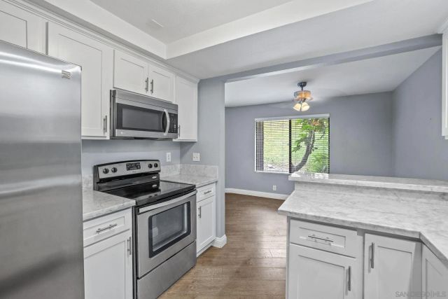 2776 Pine Creek Cir, Fullerton, CA 92835