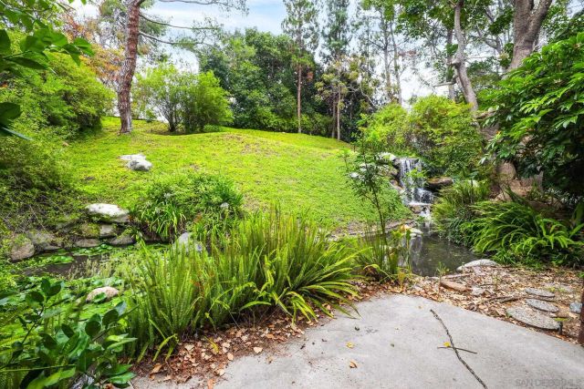 2776 Pine Creek Cir, Fullerton, CA 92835