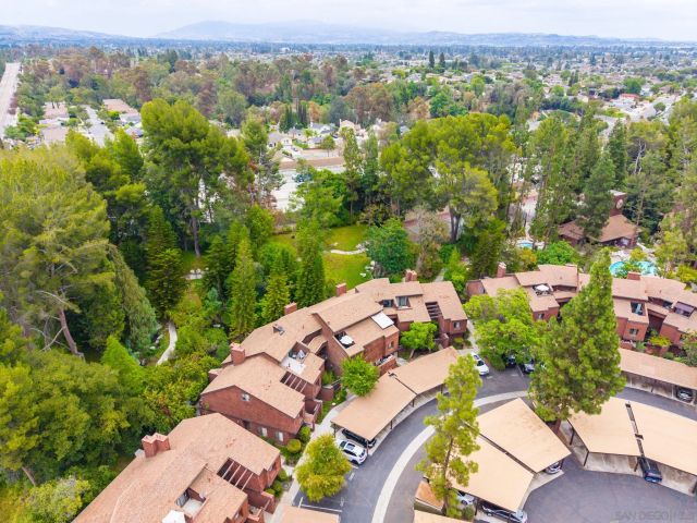 2776 Pine Creek Cir, Fullerton, CA 92835