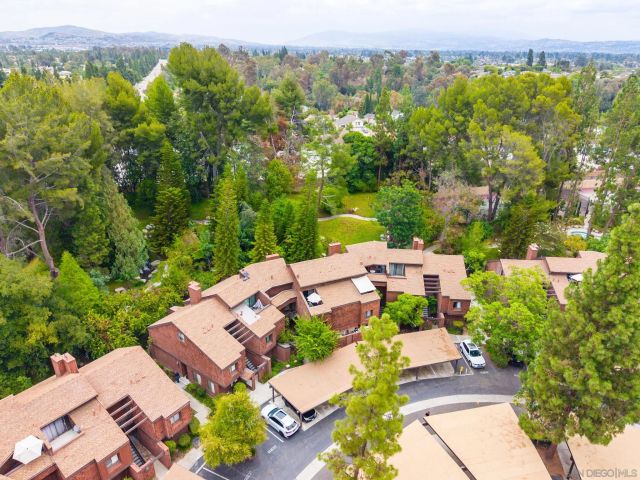2776 Pine Creek Cir, Fullerton, CA 92835