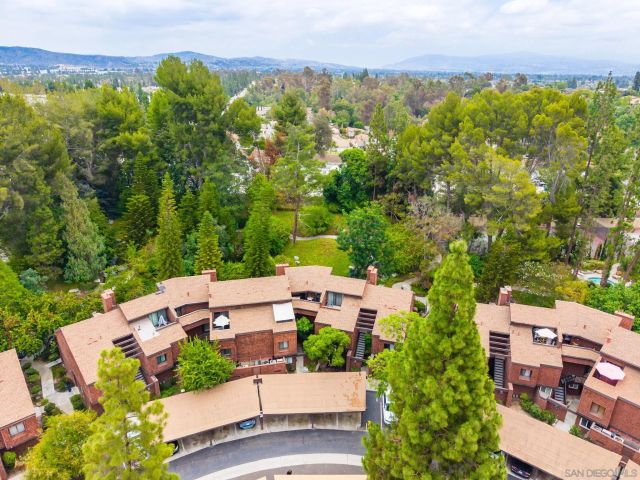 2776 Pine Creek Cir, Fullerton, CA 92835