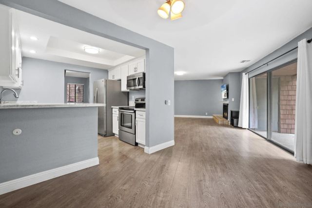 2776 Pine Creek Cir, Fullerton, CA 92835