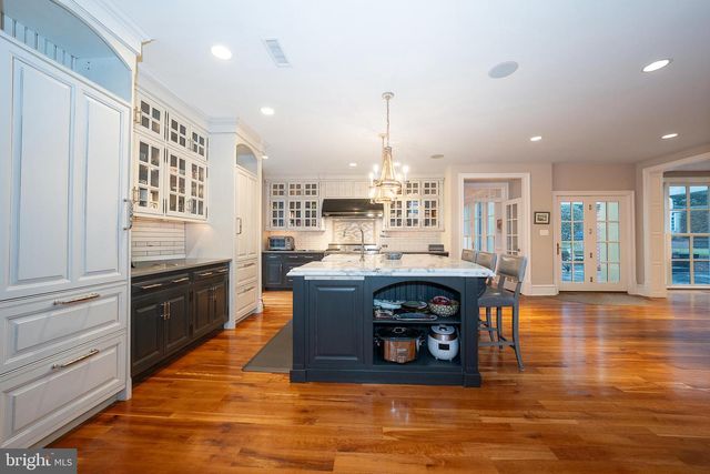 1122 BRYNLAWN RD, Villanova, PA 19085