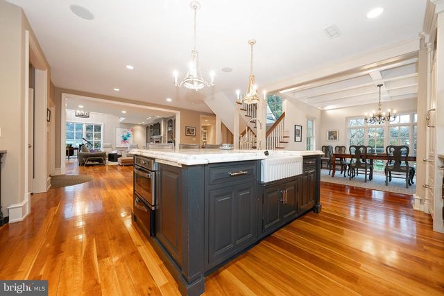1122 BRYNLAWN RD, Villanova, PA 19085