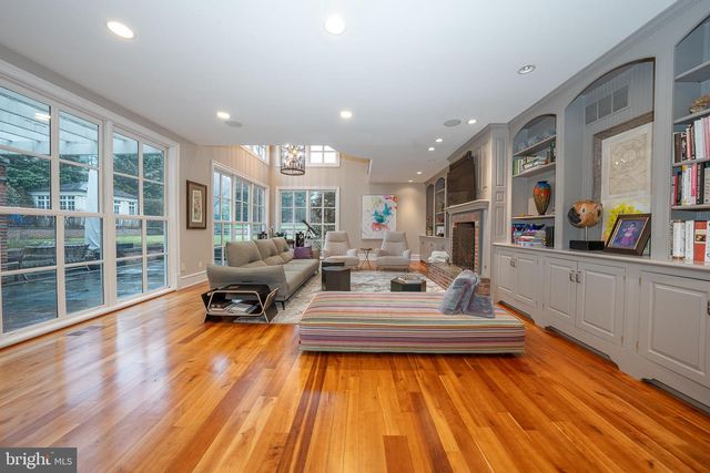 1122 BRYNLAWN RD, Villanova, PA 19085