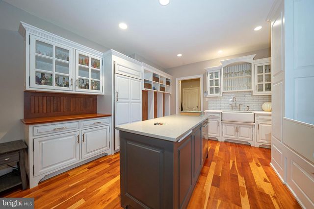 1122 BRYNLAWN RD, Villanova, PA 19085