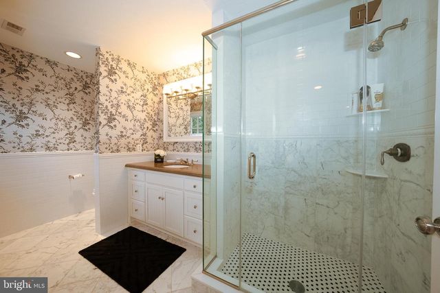 1122 BRYNLAWN RD, Villanova, PA 19085
