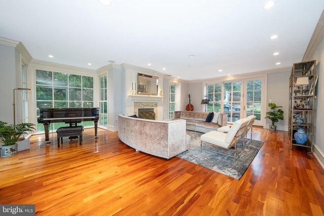 1122 BRYNLAWN RD, Villanova, PA 19085
