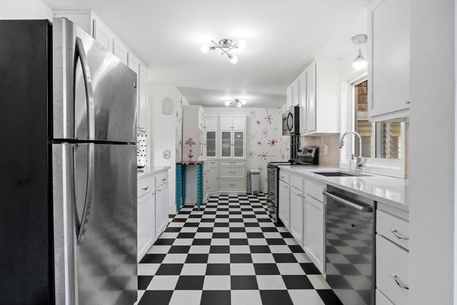 18 Carlton Road, Bourne, MA 02532