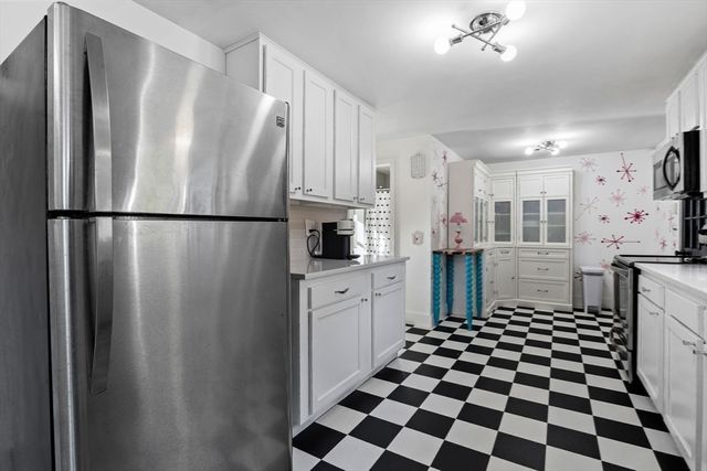 18 Carlton Road, Bourne, MA 02532