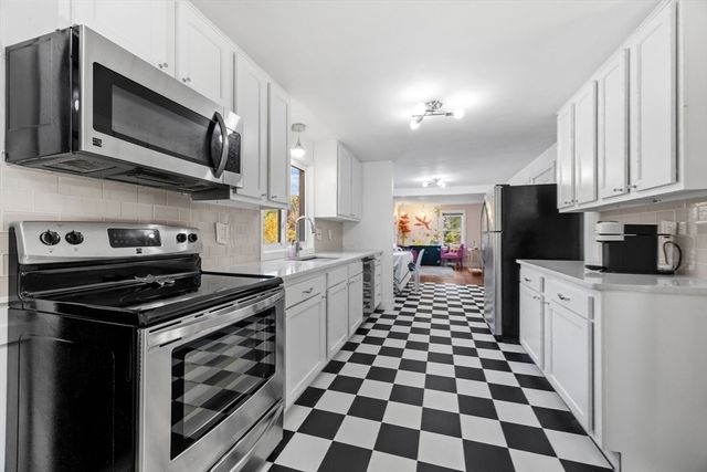 18 Carlton Road, Bourne, MA 02532