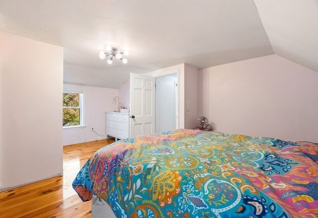 18 Carlton Road, Bourne, MA 02532