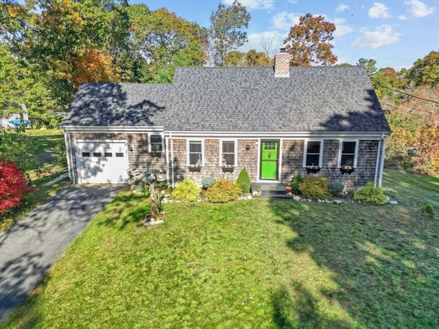 18 Carlton Road, Bourne, MA 02532