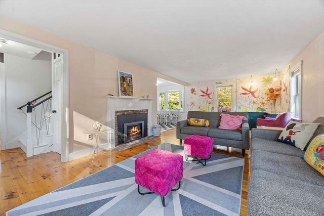 18 Carlton Road, Bourne, MA 02532