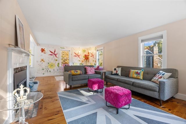 18 Carlton Road, Bourne, MA 02532