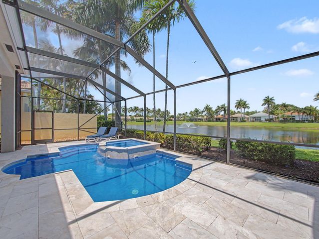 76 Laguna Drive, Palm Beach Gardens, FL 33418