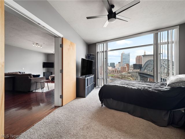 2222 Detroit Avenue 1009, Cleveland, OH 44113