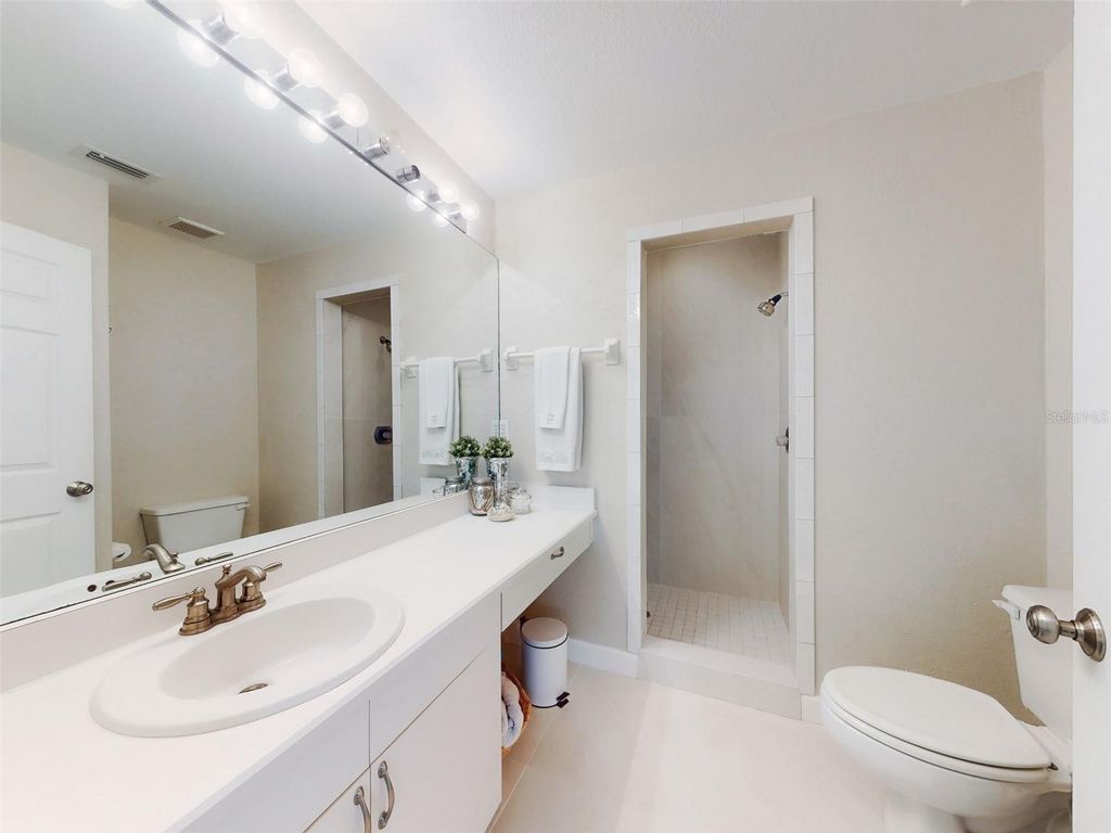 Image 24 of property listing at 2700 N PENINSULA AVENUE 114, New Smyrna Beach, FL 32169