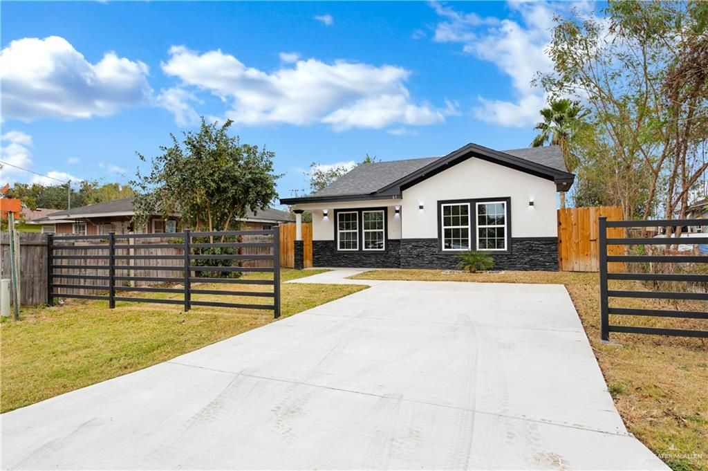 612 S 21st Street, Donna, TX 78537