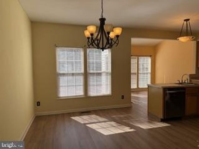 13 BARCLAY DR, Hockessin, DE 19707
