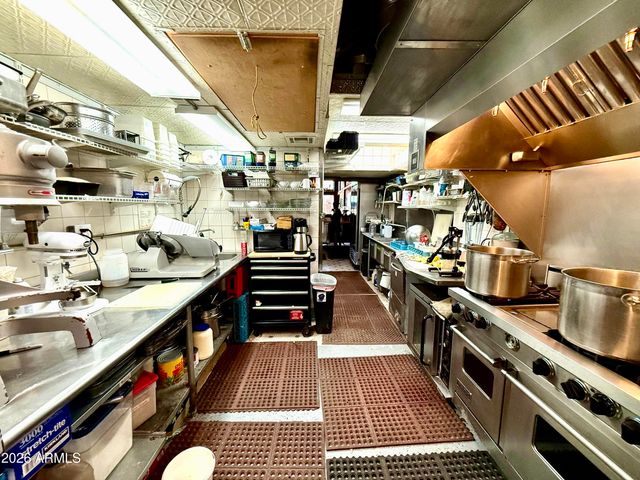 14 MAIN Street, Bisbee, AZ 85603