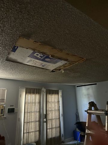 3812 Springbranch Drive, Benbrook, TX 76116