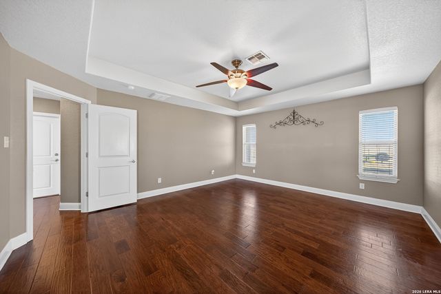 1768 STONEHAVEN, Pleasanton, TX 78064