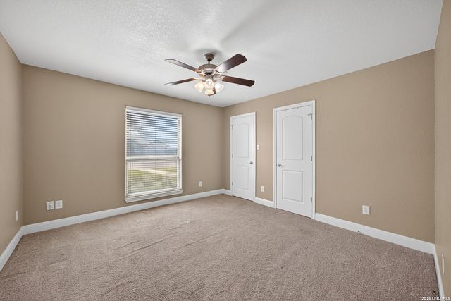 1768 STONEHAVEN, Pleasanton, TX 78064