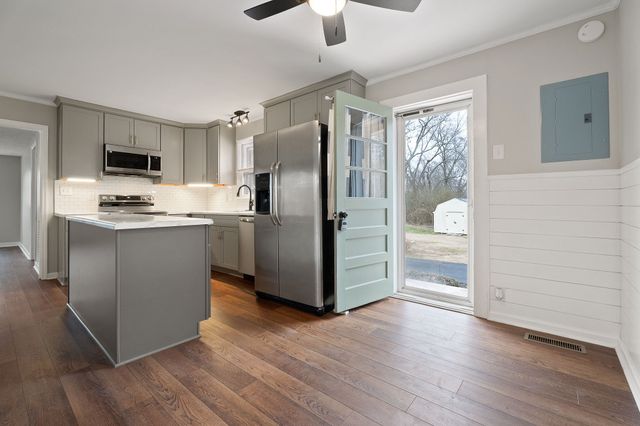 341 Dearman St, Smithville, TN 37166