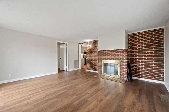 341 Dearman St, Smithville, TN 37166