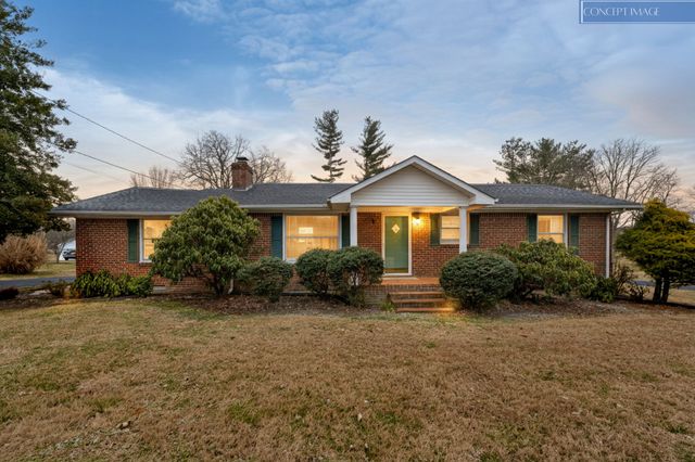 341 Dearman St, Smithville, TN 37166