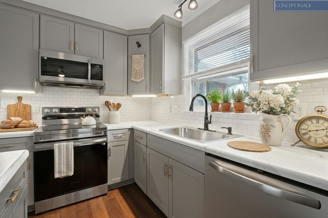 341 Dearman St, Smithville, TN 37166