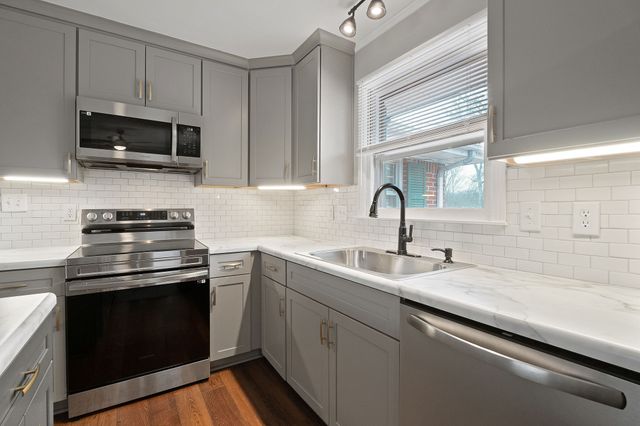 341 Dearman St, Smithville, TN 37166