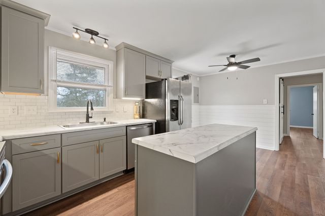 341 Dearman St, Smithville, TN 37166