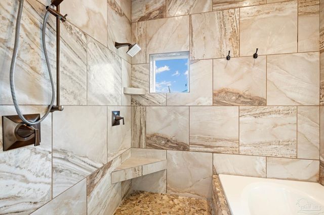 310 Ariola Dr, Pensacola Beach, FL 32561