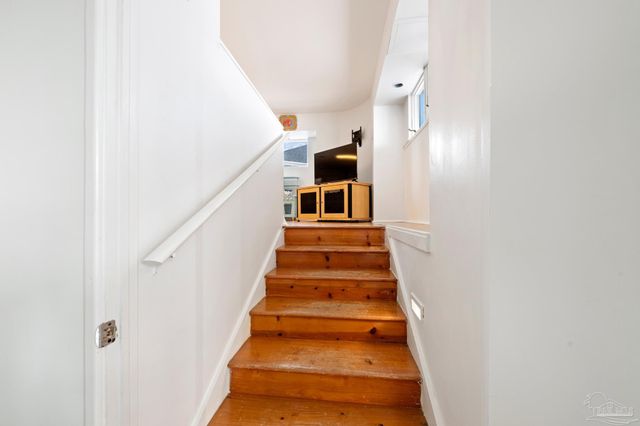 310 Ariola Dr, Pensacola Beach, FL 32561