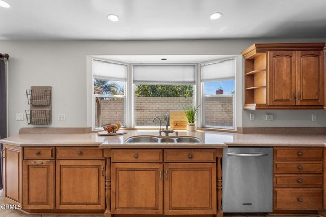 318 N Steckel Drive, Santa Paula, CA 93060