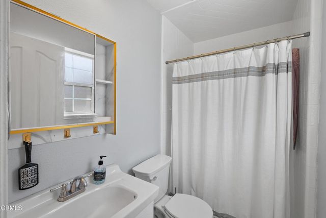 318 N Steckel Drive, Santa Paula, CA 93060