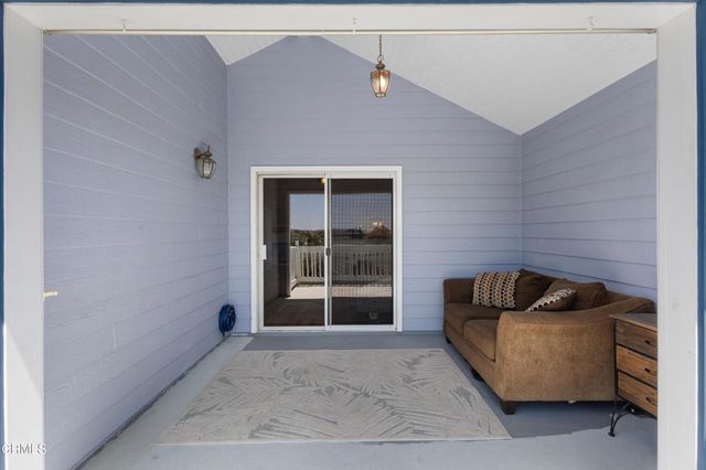 318 N Steckel Drive, Santa Paula, CA 93060