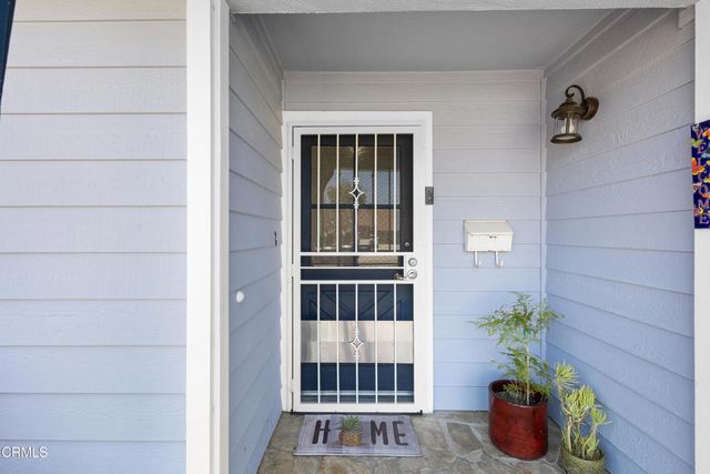 318 N Steckel Drive, Santa Paula, CA 93060