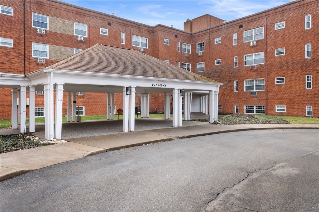 5900 Babcock Blvd 70, Ross Twp, PA 15237